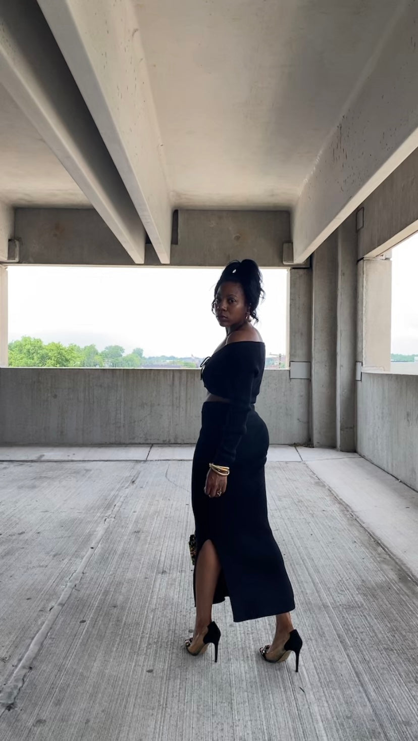Off Shoulder Side Split Top & Skirt Set